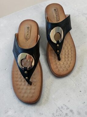 Patrizia Black Leather Thong Sandals with Gold Ring Detail